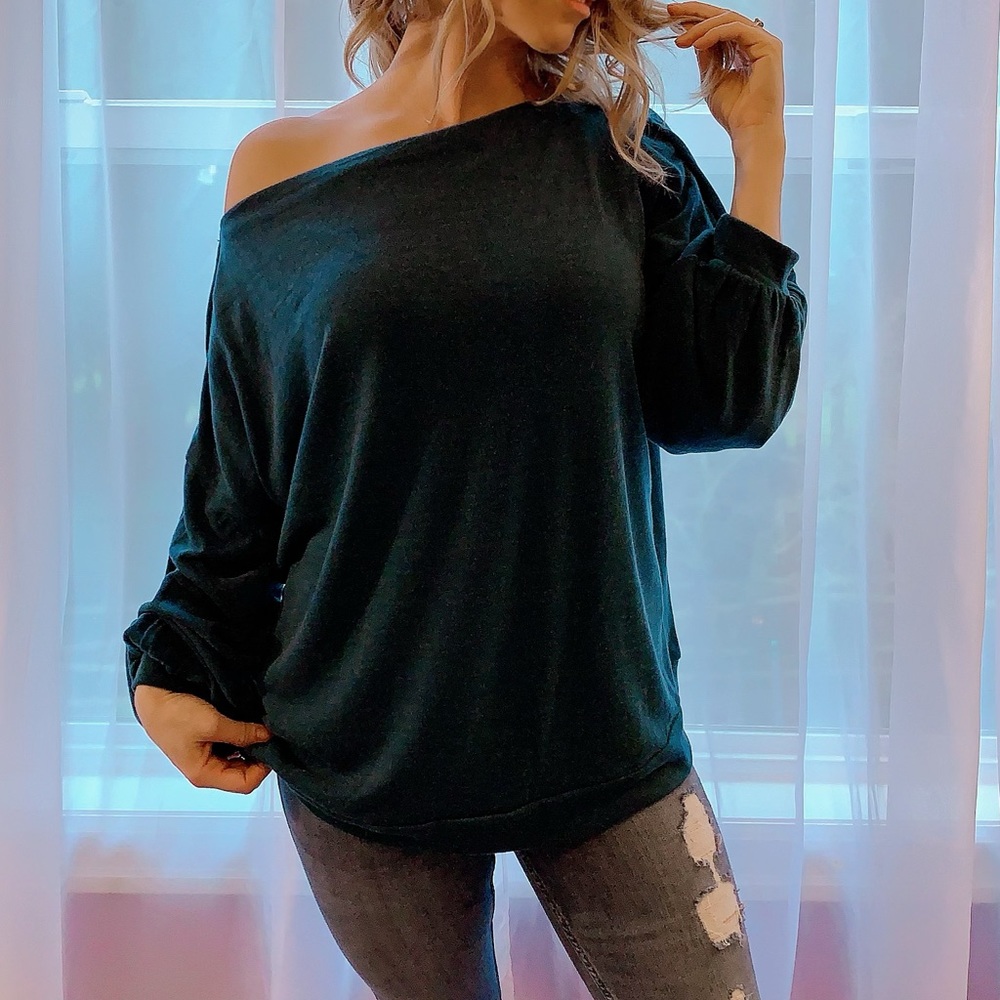 Off the shoulder top with bubble sleeves.